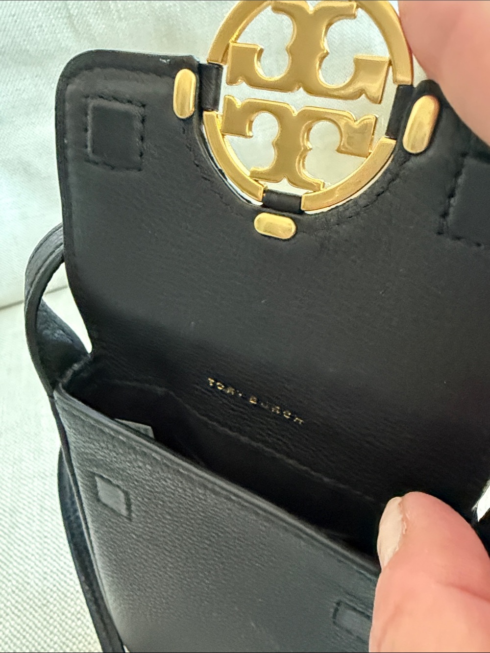 Tory Burch Black Leather Crossbody Phone Pouch with Gold Logo - Picture 3 of 3